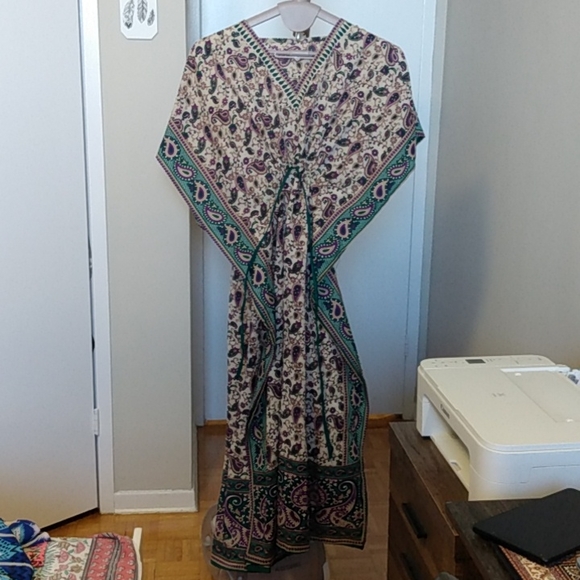 Dress- Drawstring Waist- Paisley Printed - Picture 4 of 4